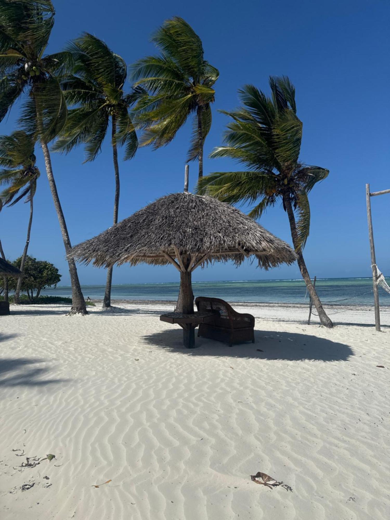 Zanzinite Beach Spa Hotel Zanzibar المظهر الخارجي الصورة